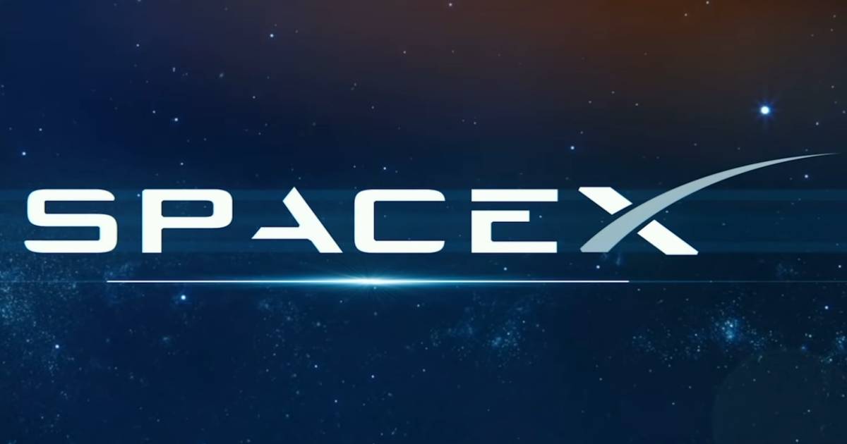SpaceX broadband satellites